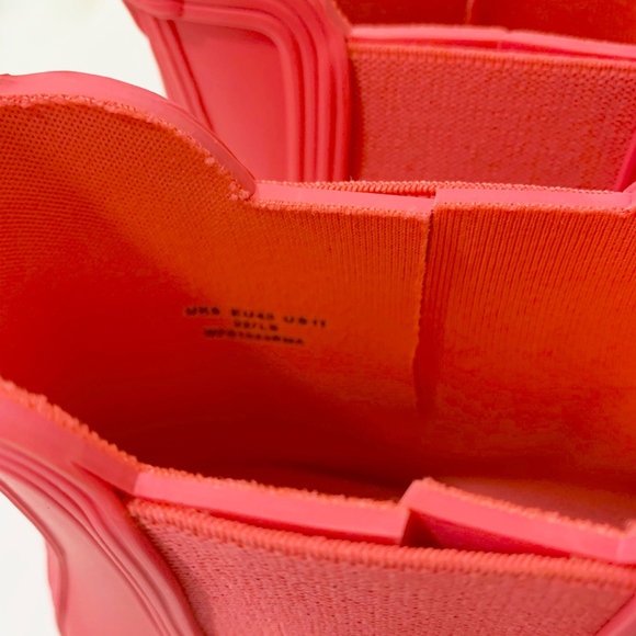 HUNTER Waterproof Chelsea Rain Boot Size 11 - Picture 5 of 7